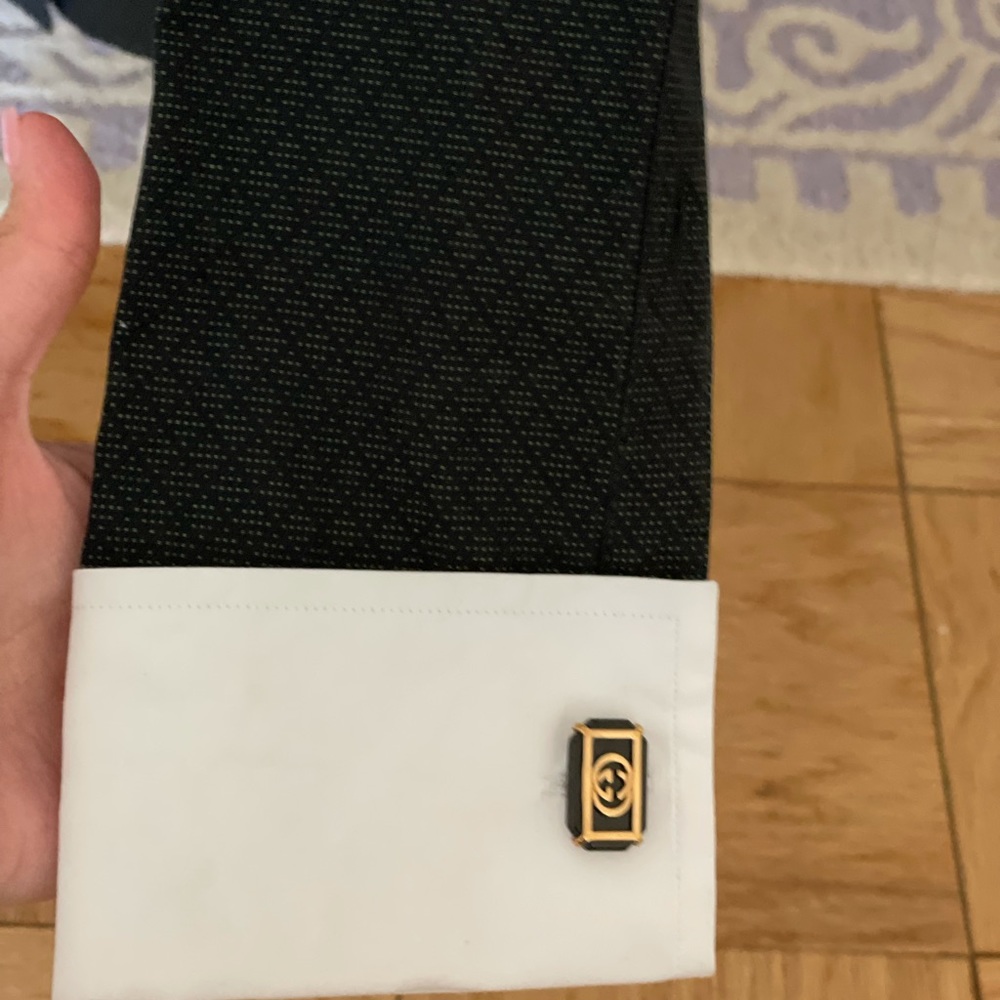 Beautiful Gucci shirt